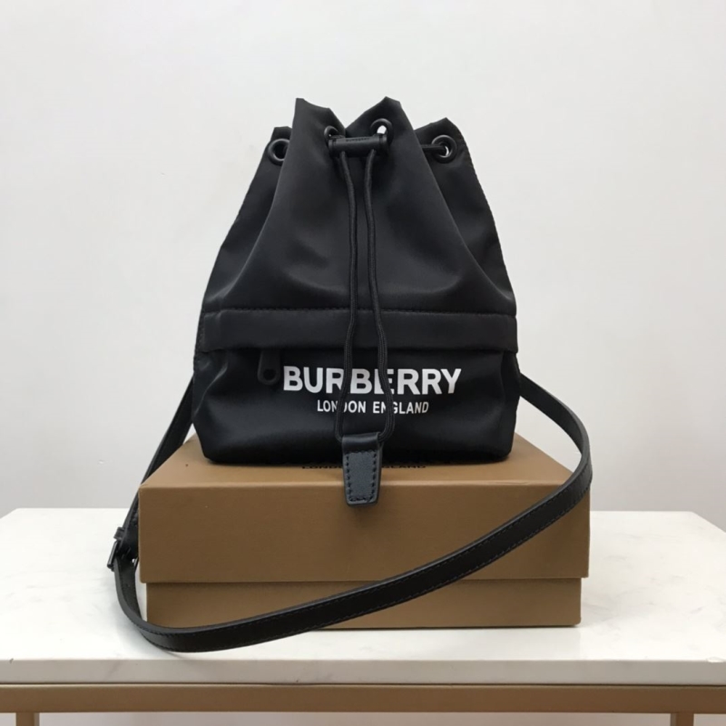 B**rry bucket bags